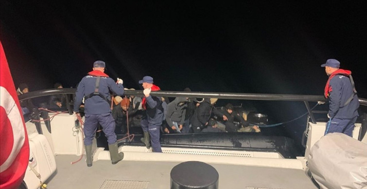 İzmir'de Düzensiz Göçmenlerin Kurtarılması