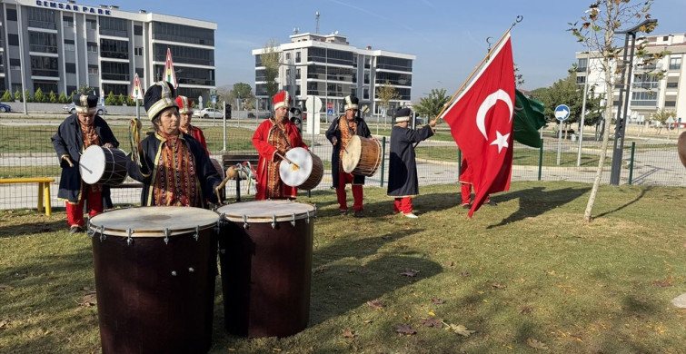 İzmir'de Engellilerden Oluşan Mehter Takımı Konsere İmza Attı