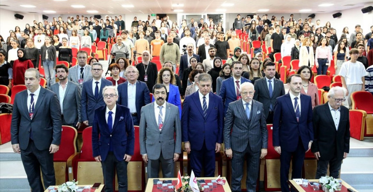 İzmir'de İkincisi Düzenlenen Uluslararası Sosyal İnovasyon ve Veri Analitiği Kongresi Başladı