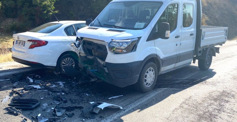 İzmir'de Kaza: 6 Yaralı