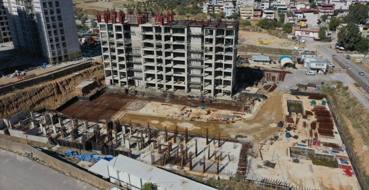 İzmir'de Kooperatif Mağdurlarından Belediye Garantörlüğü Talebi