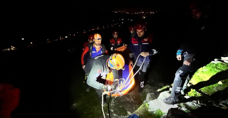 İzmir'de Mağaradaki Düşme Olayı: Kurtarma Operasyonu Başarıyla Sonlandı
