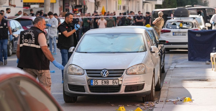 İzmir'de Polis Merkezine Silahlı Saldırı: 2 Şehit, 5 Yaralı
