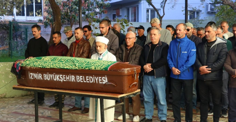 İzmir'de Yangında Hayvansever Kadın ve 30 Kedisi Hayatını Kaybetti