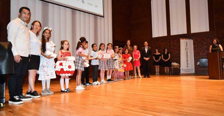 İzmir'deki Çocuklar İklim İçin Harekete Geçti