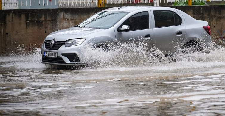 İzmir'deki Sağanak Yağışın Oluşturduğu Olumsuz Etkiler