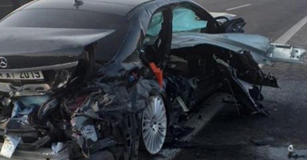 İzmir-İstanbul Otoyolunda Gerçekleşen Feci Kaza Sonucunda 2 Kişi Hayatını Kaybetti, 2 Kişi Yaralandı