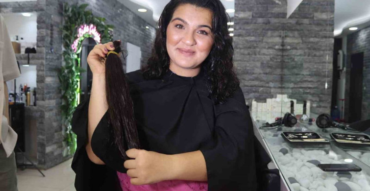 İzmirli kadın, 5 yıl boyunca koruduğu saçlarını kanser hastası çocuklara bağışladı