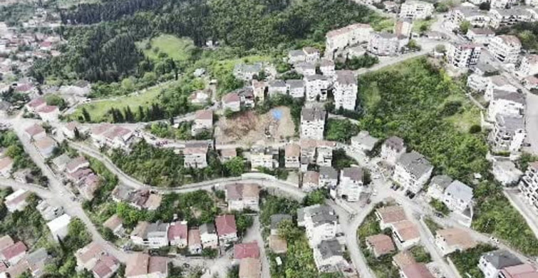 İzmit'te İnşaatta Toprak Kayması: 5 Bina Tahliye Edildi