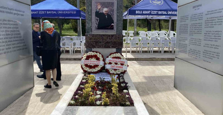 İzzet Baysal Anıldı: Bolu'nun Hayırseveri Mezarı Başında Dualarla Anıldı