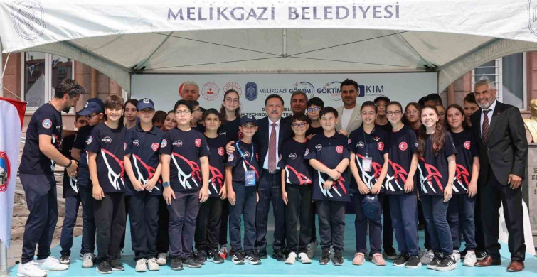 İzzet Özsüzkaya Ortaokulu'nda GÖKTİM Teknoloji Atölyesi Açıldı