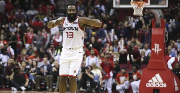 James Harden NBA’de Şov Yapmaya Devam Ediyor