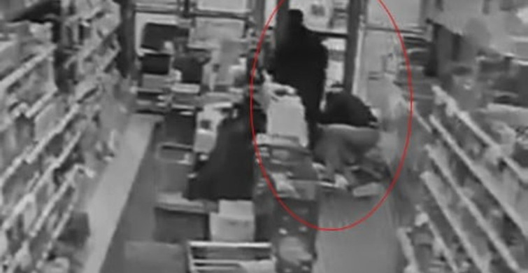 Jandarma Ekibinin Kahramanlığı: Markette Kalp Krizi Geçiren Vatandaşı Kurtardı