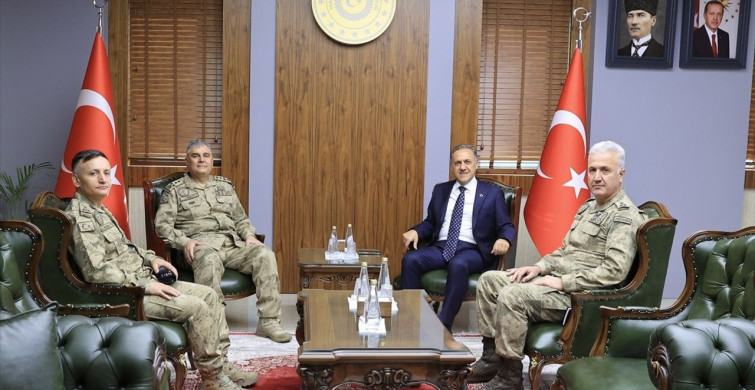 Jandarma Genel Komutanı Ali Çardakcı Bingöl Valiliğini Ziyaret Etti