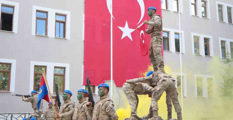 Jandarma Teşkilatının 187’nci yılı Bayburt’ta tüfekli gösteriyle kutlandı