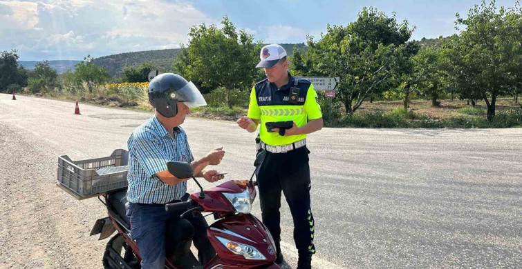 Jandarmadan motosiklet sürücülerine hayati uyarılar