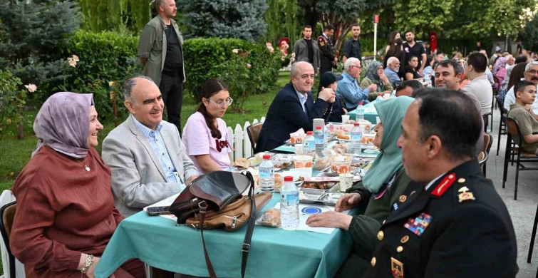 Jandarmanın 187. kuruluş yılı Manisa’da şehit aileleri ve gazilerle kutlandı