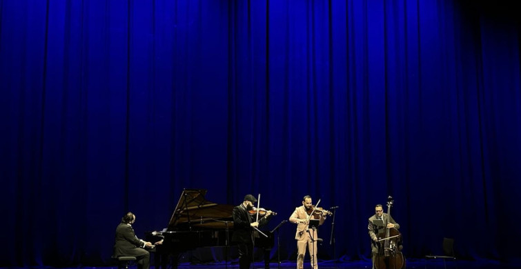 Janoska Ensemble, AKM'de Ziyaretçilerini Büyüledi