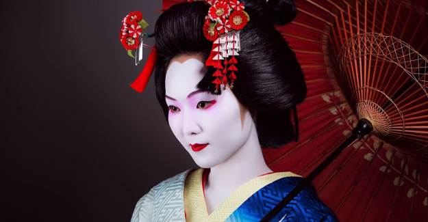 Japon Kadınların Makyaj Teknikleri