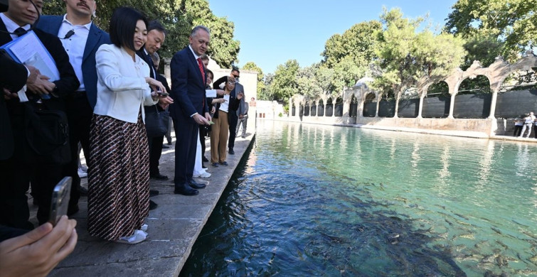 Japonya Prensesi Akiko Mikasa'nın Balıklıgöl Ziyareti