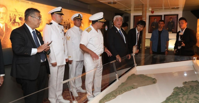 Japonya Savunma Bakanı Nakatani İstanbul Tersanesi'ni Ziyaret Etti