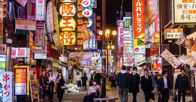 Japonya'daki 7 Okula Bombalı Tehdit