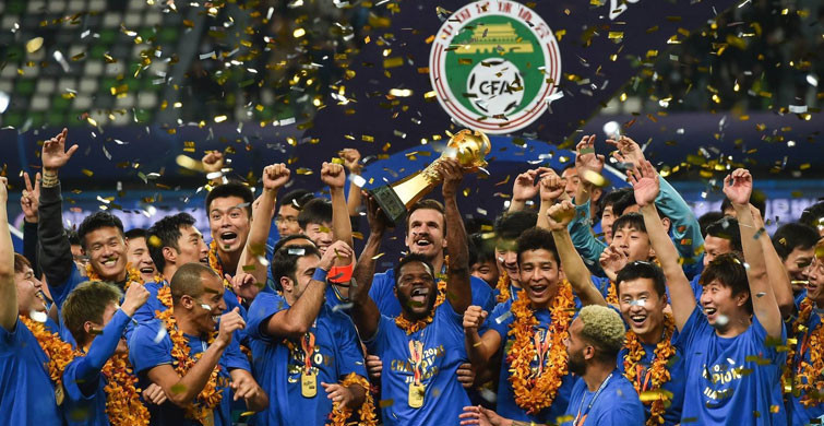 Jiangsu Suning'e Şampiyonluk Sonrası Büyük Şok!