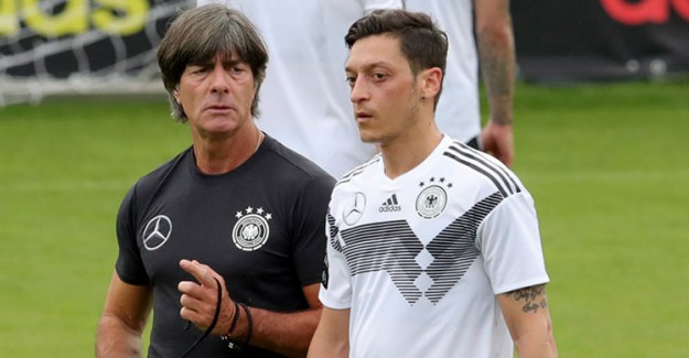 Joachim Löw’den Mesut Özil’e Sitem!
