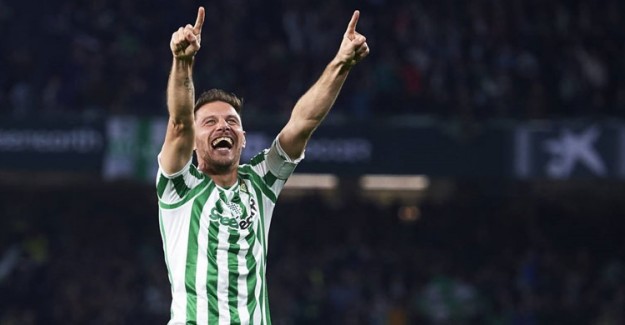 Joaquin Sanchez, Real Betis'de 1 Yıl Daha Oynayacak