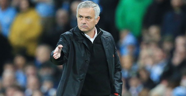 Jose Mourinho’nun Koltuğu Sallantıda!