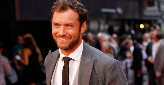 Jude Law'e Captain Hook Rolü Teklif Edildi