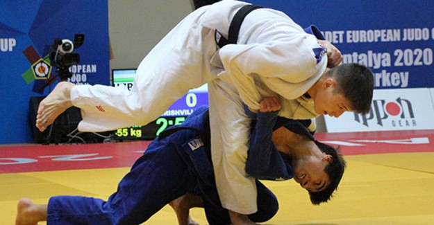 Judo'da Kupa Müsabakaları Antalya'da Başladı
