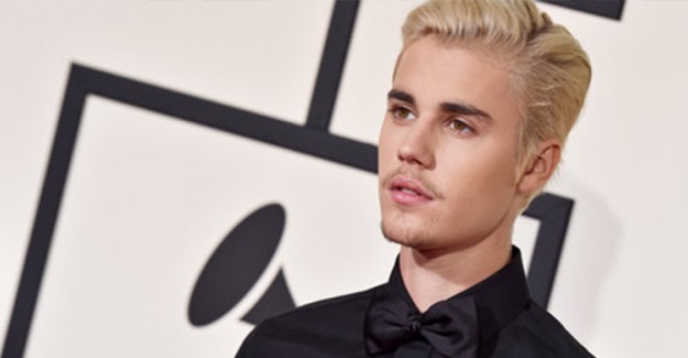 Justin Bieber Sevgililer Gününü Yalnız Geçirdi