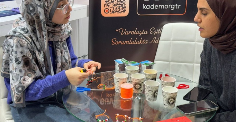 KADEM, İstanbul Kitap Fuarı'nda Gazze'deki Soykırıma Dikkat Çekti