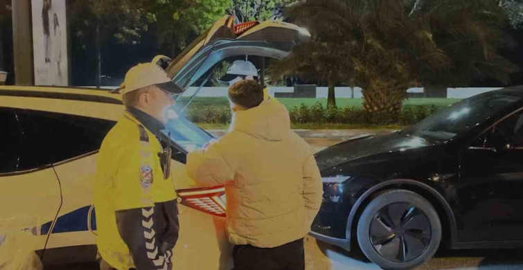 Kadıköy'de Drift Yapan Sürücüler Yakalandı
