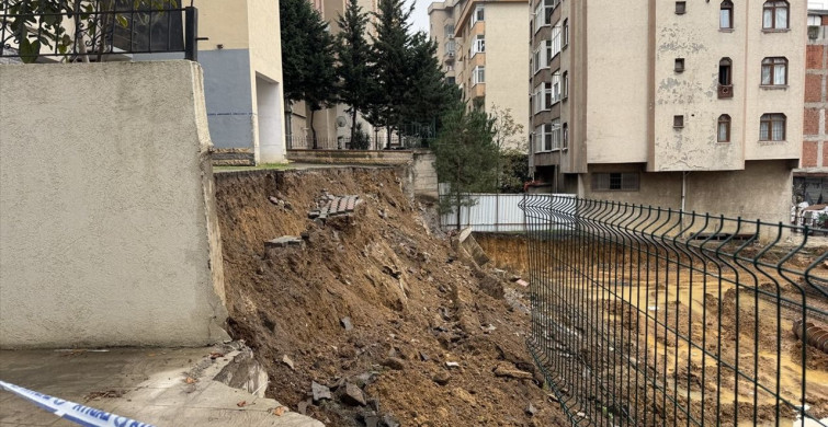 Kadıköy'de İnşaat Şantiyesinin İstinat Duvarı Yıkıldı