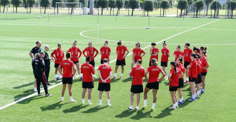 Kadın A Milli Takımı Malta Öncesi Taktik Çalıştı