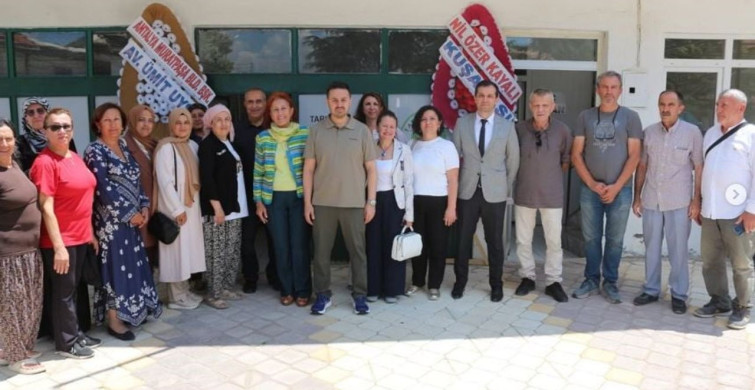 Kadın girişimciler Kuşadası'ndan Isparta'ya gidip haşhaş hasadı yaptı