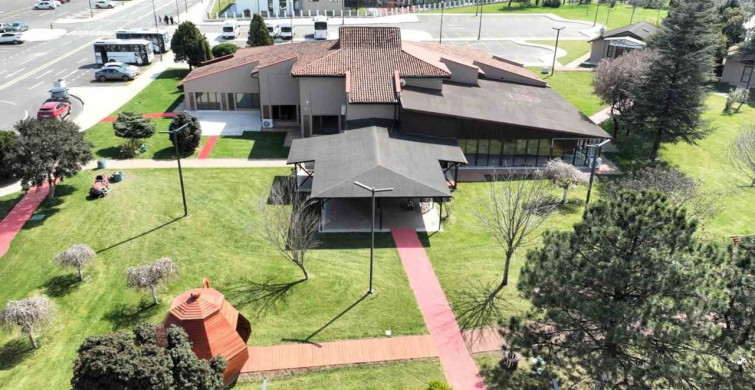 Kadınlar için Ana Kafe: Eğitim ve Üretim Merkezi Açılıyor