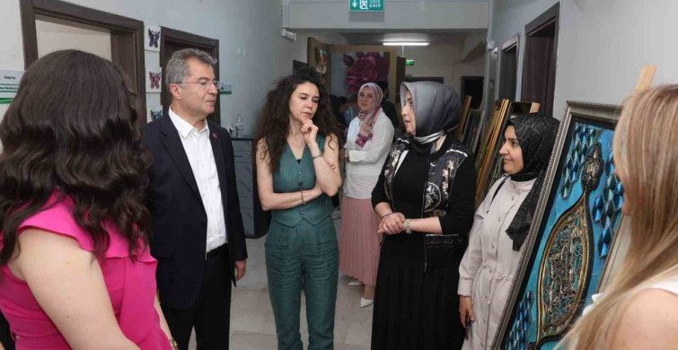 Kadınların Eserleri Hüdavendigar’da Sergilendi