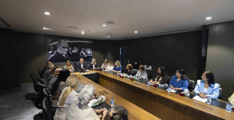 Kadınların Karar Mekanizmalarındaki Rolü Artmalı