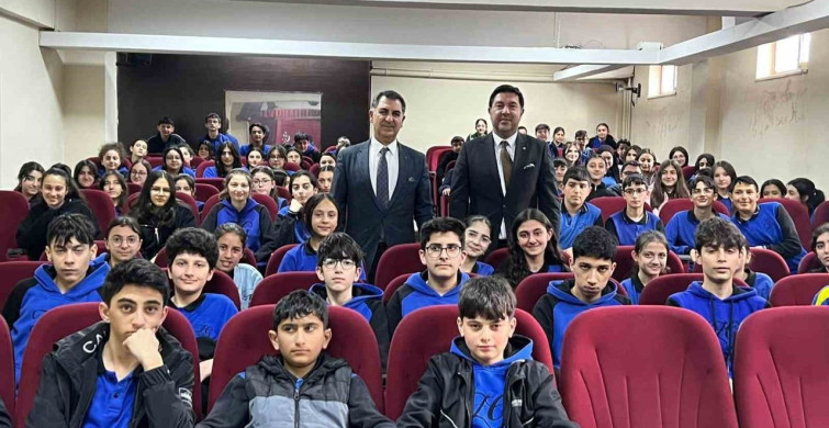 Kadir Bozan, Kariyer Günlerinde Öğrencilerle Buluştu