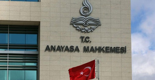 Kadir Özkaya, Anayasa Mahkemesi Başkanlığı Adaylığından Çekildi