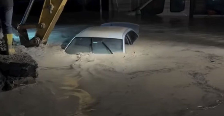 Kadirli'deki Sel Felaketinde Hayatını Kaybedenlerin Aracının Son Görüntüleri Ortaya Çıktı