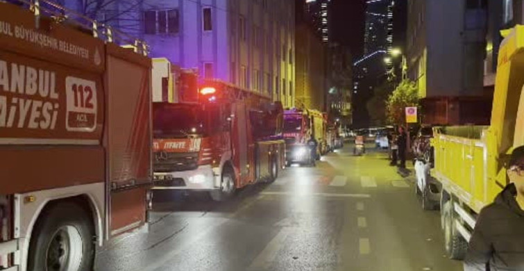Kağıthane'de 5 Katlı İş Hanında Yangın