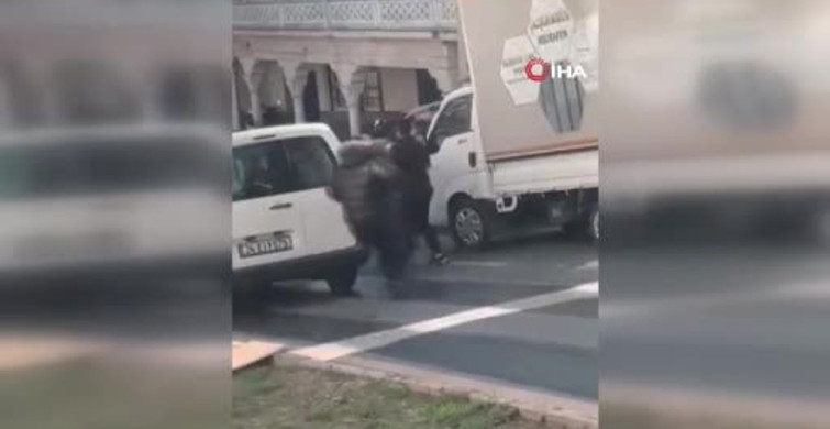 Kağıthane'de Yol Verme Tartışması Bıçaklı Kavga İle Sonuçlandı