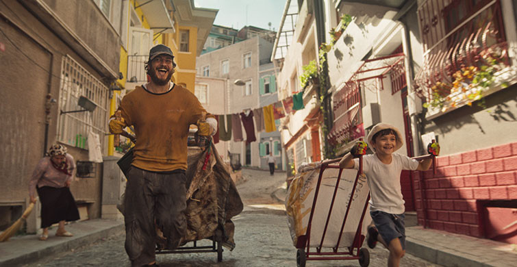 Kağıttan Hayatlar Film Konusu