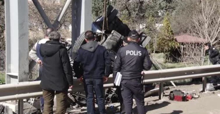 Kahramankazan'da Trafik Kazası: 4 Ölü, 13 Yaralı