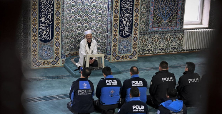 Kahramanmaraş Depremlerinde Hayatını Kaybedenler İçin Mevlit Töreni