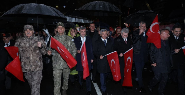 Kahramanmaraş'ın Kurtuluşu İçin Coşkulu Fener Alayı
